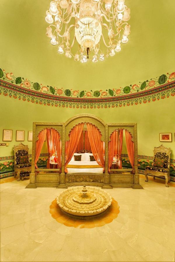 Shiv Niwas Palace By Hrh Group Of Hotels Udajpur Zewnętrze zdjęcie