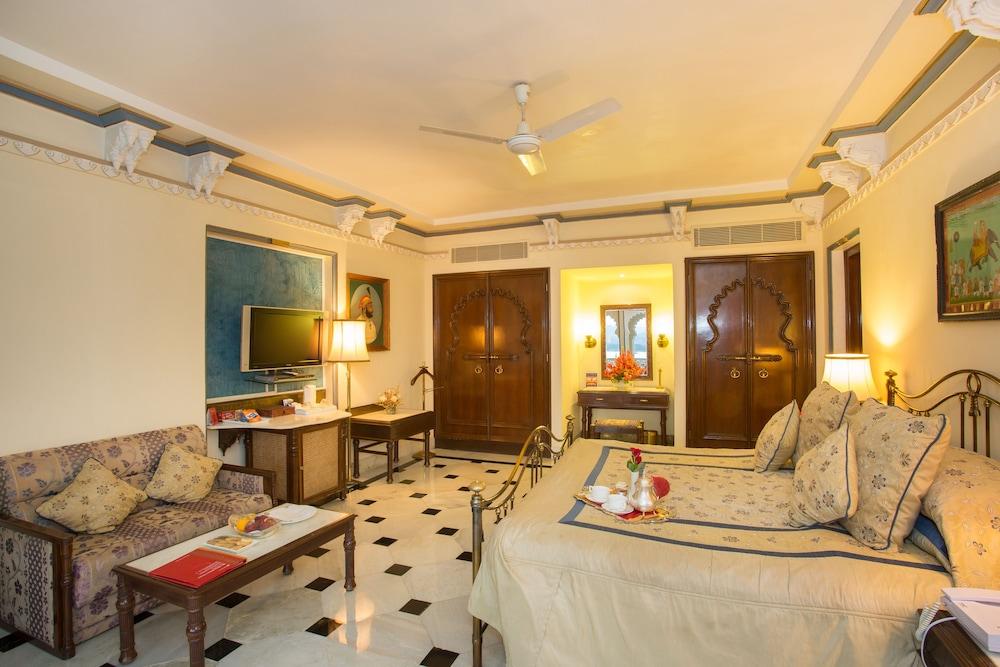 Shiv Niwas Palace By Hrh Group Of Hotels Udajpur Zewnętrze zdjęcie