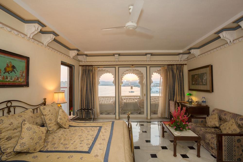 Shiv Niwas Palace By Hrh Group Of Hotels Udajpur Zewnętrze zdjęcie